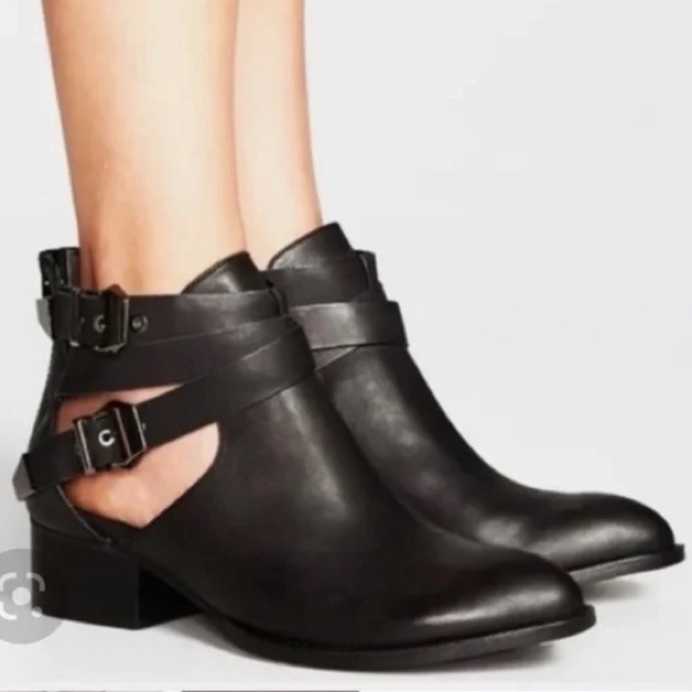 Jeffrey Campbell Everly Black Leather Ankle Boots
